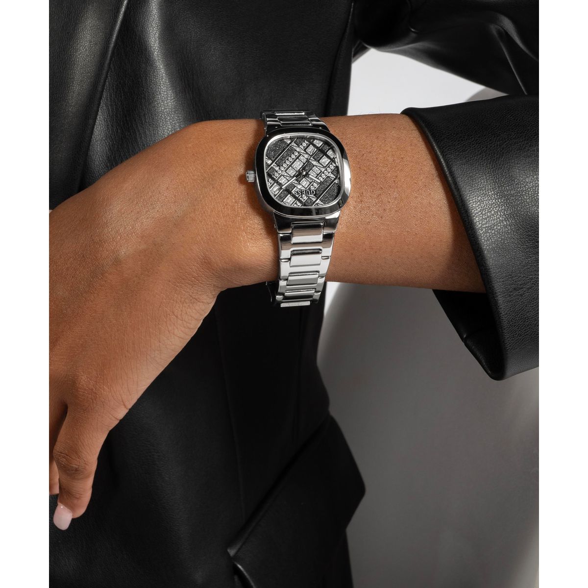 Reloj Guess Clash Femenino GW0600L1