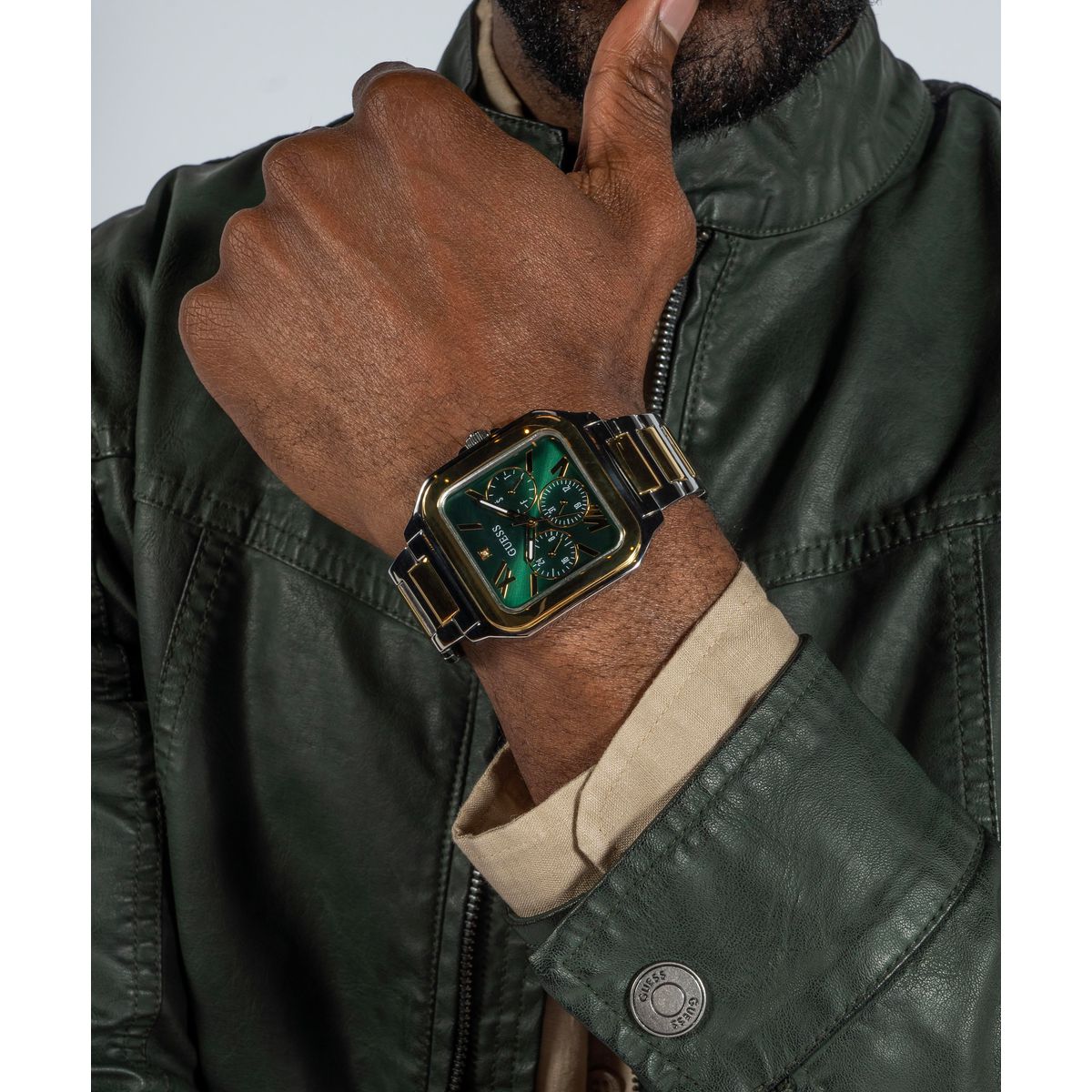 Reloj Guess Cuadrado Masculino GW0631G1