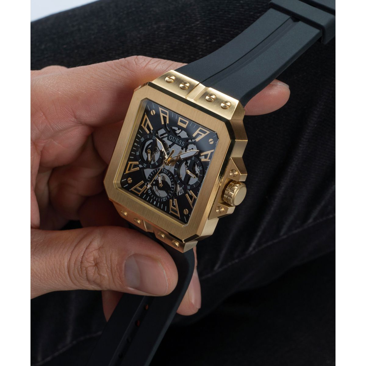 Reloj Guess Leo Masculino GW0637G2