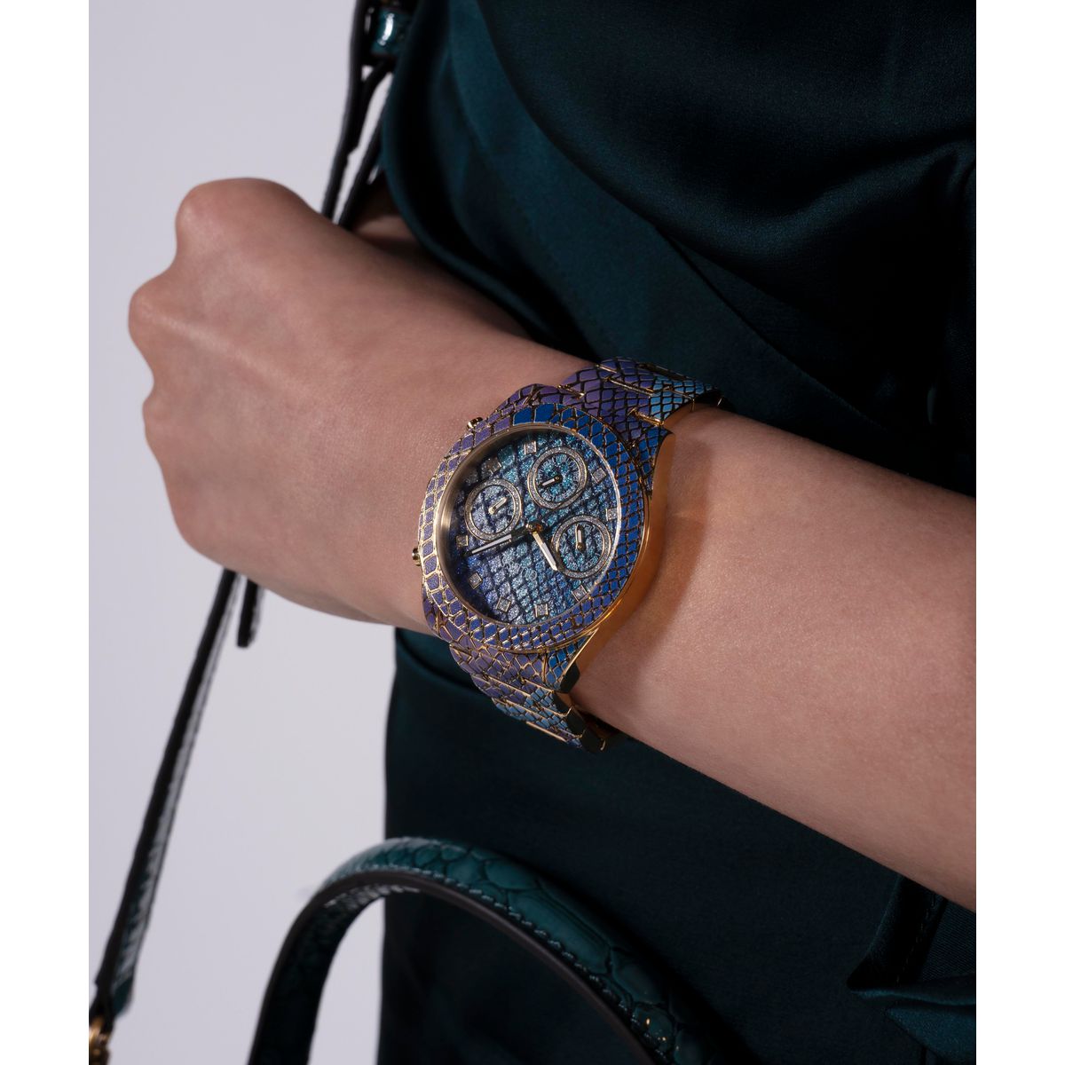 Reloj Guess Femenino GW0752L1