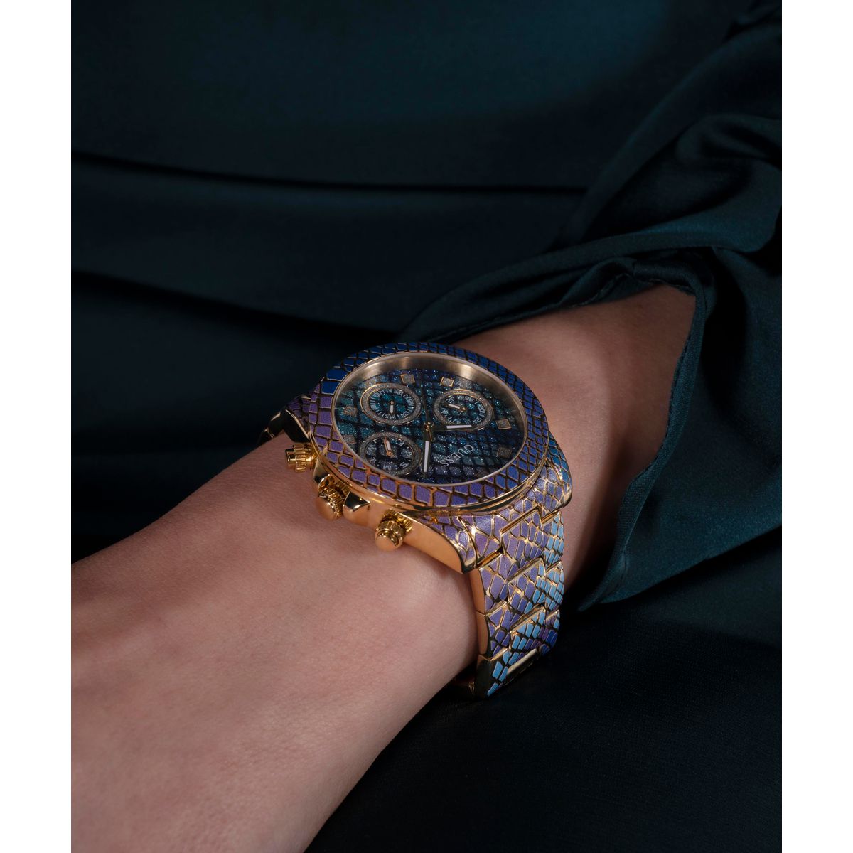 Reloj Guess Femenino GW0752L1