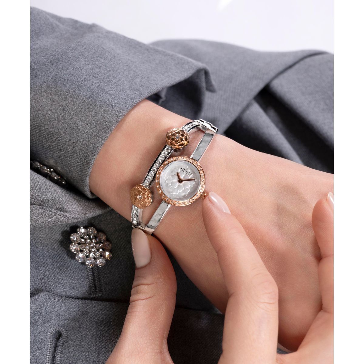 Reloj Guess Femenino GW0756L3