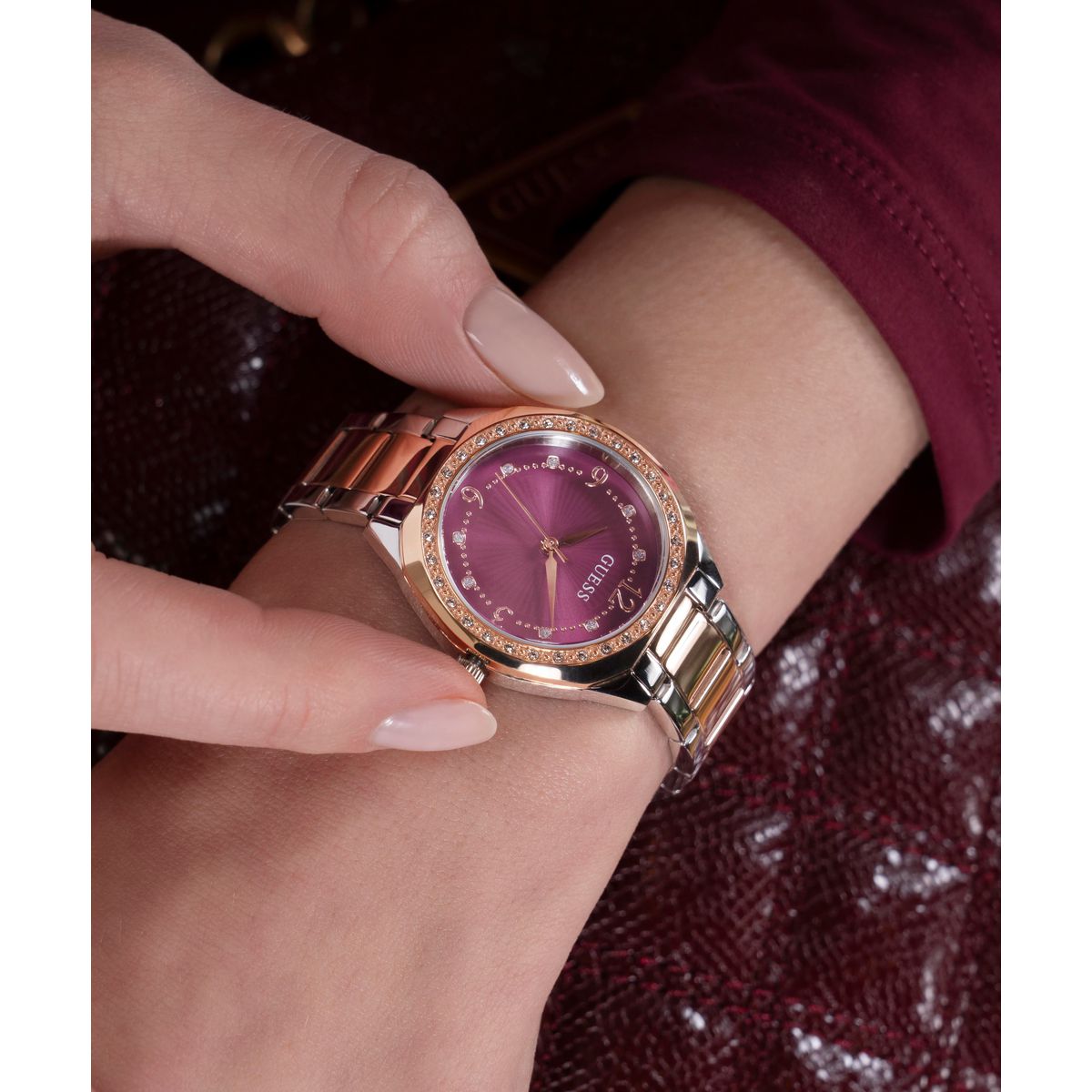 Reloj Guess Femenino GW0767L5