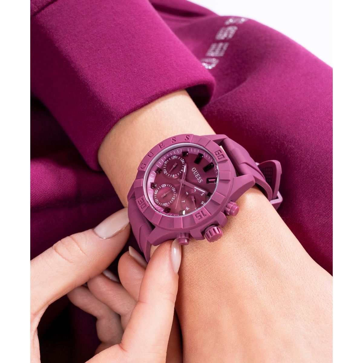 Reloj Guess Femenino GW0775L2