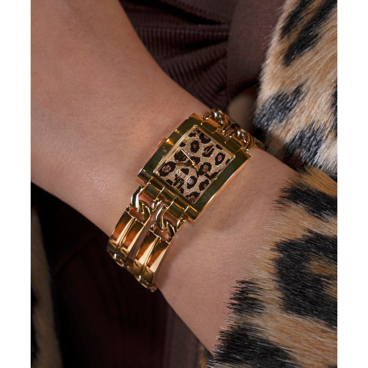 Reloj Guess Femenino GW0807L2