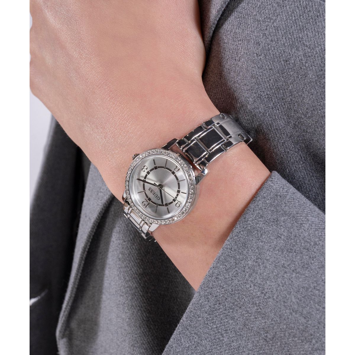 Reloj Guess Femenino GW0808L1