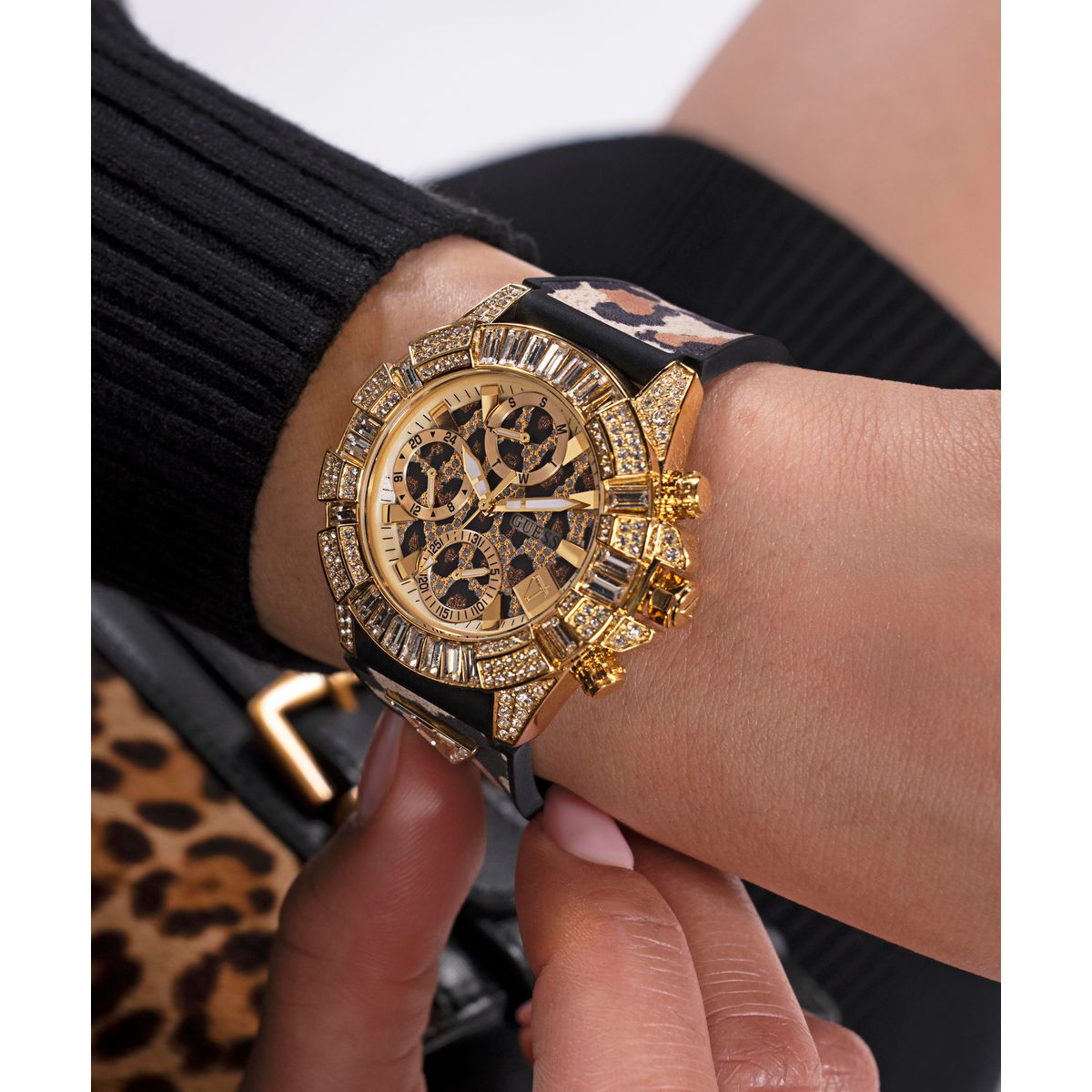 Reloj Guess Iconic 40th Femenino GW0814L3