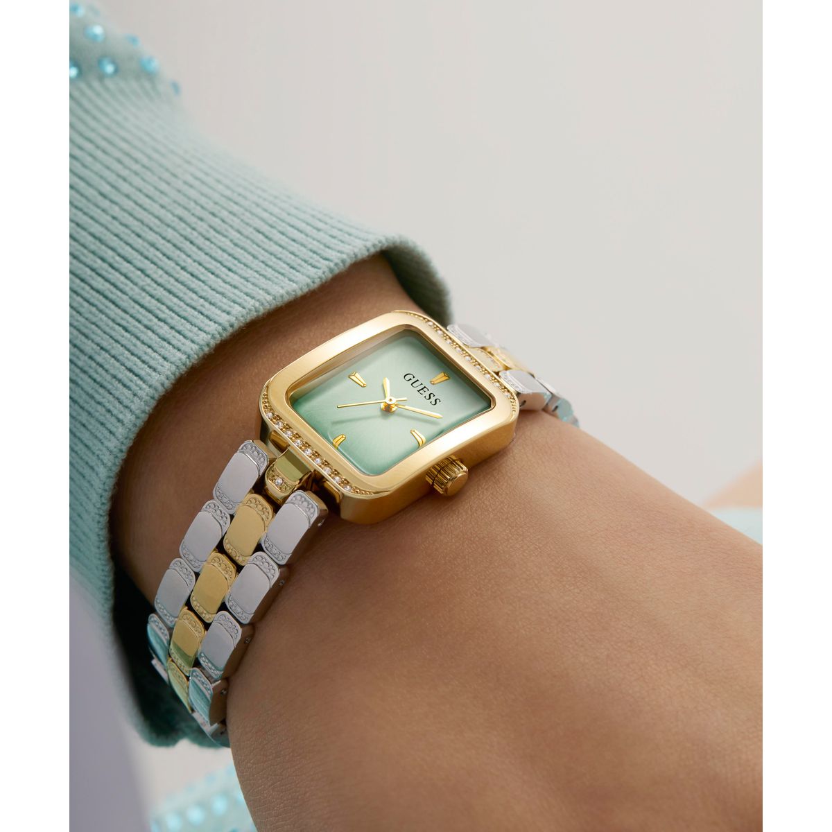 Reloj Guess Femenino GW0865L4