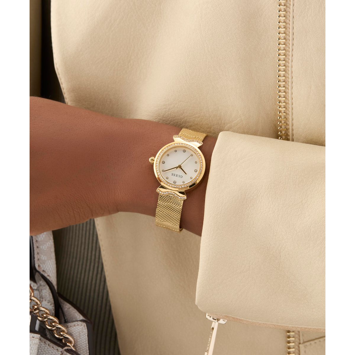 Reloj Guess Femenino GW0866L2