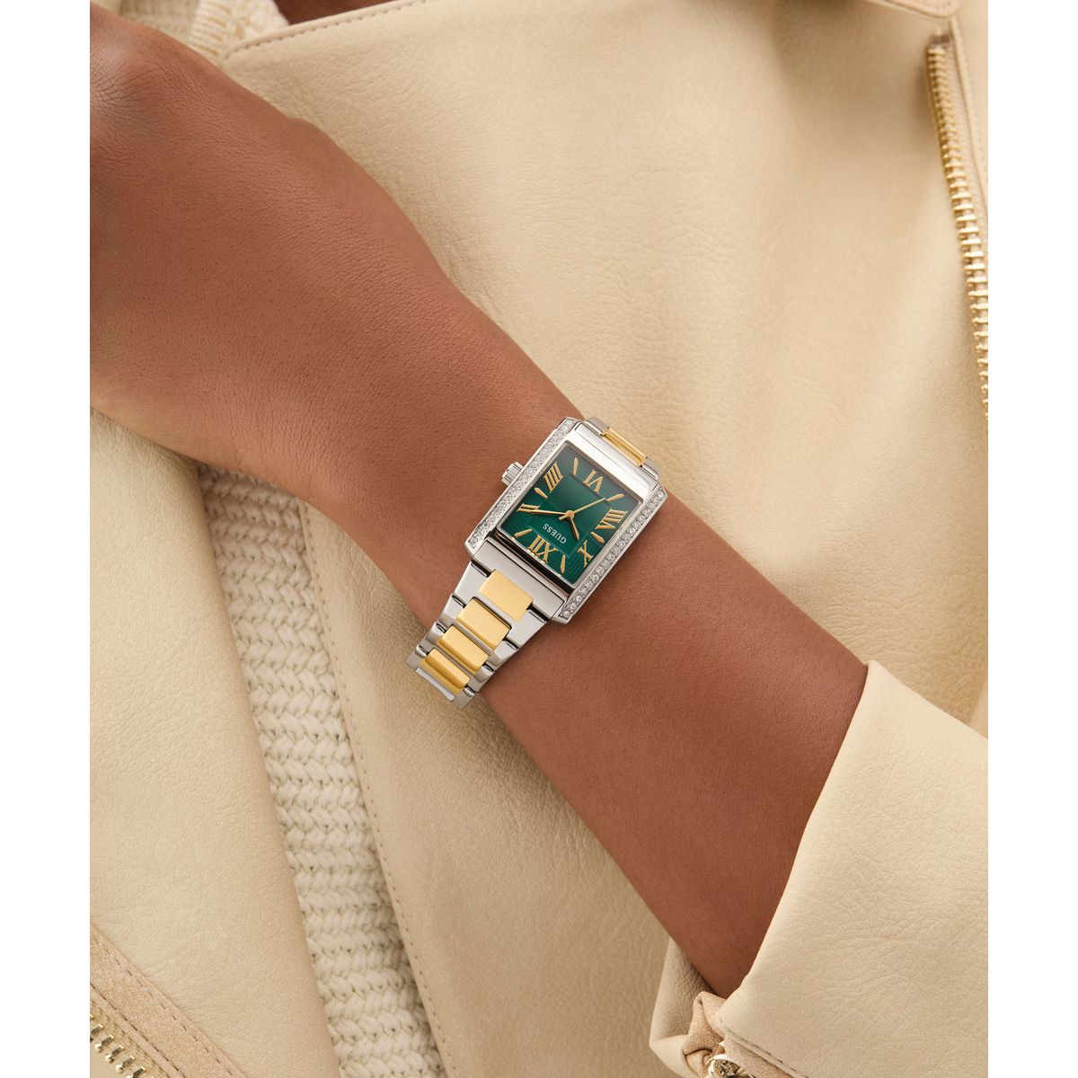 Reloj Guess Femenino GW0874L2