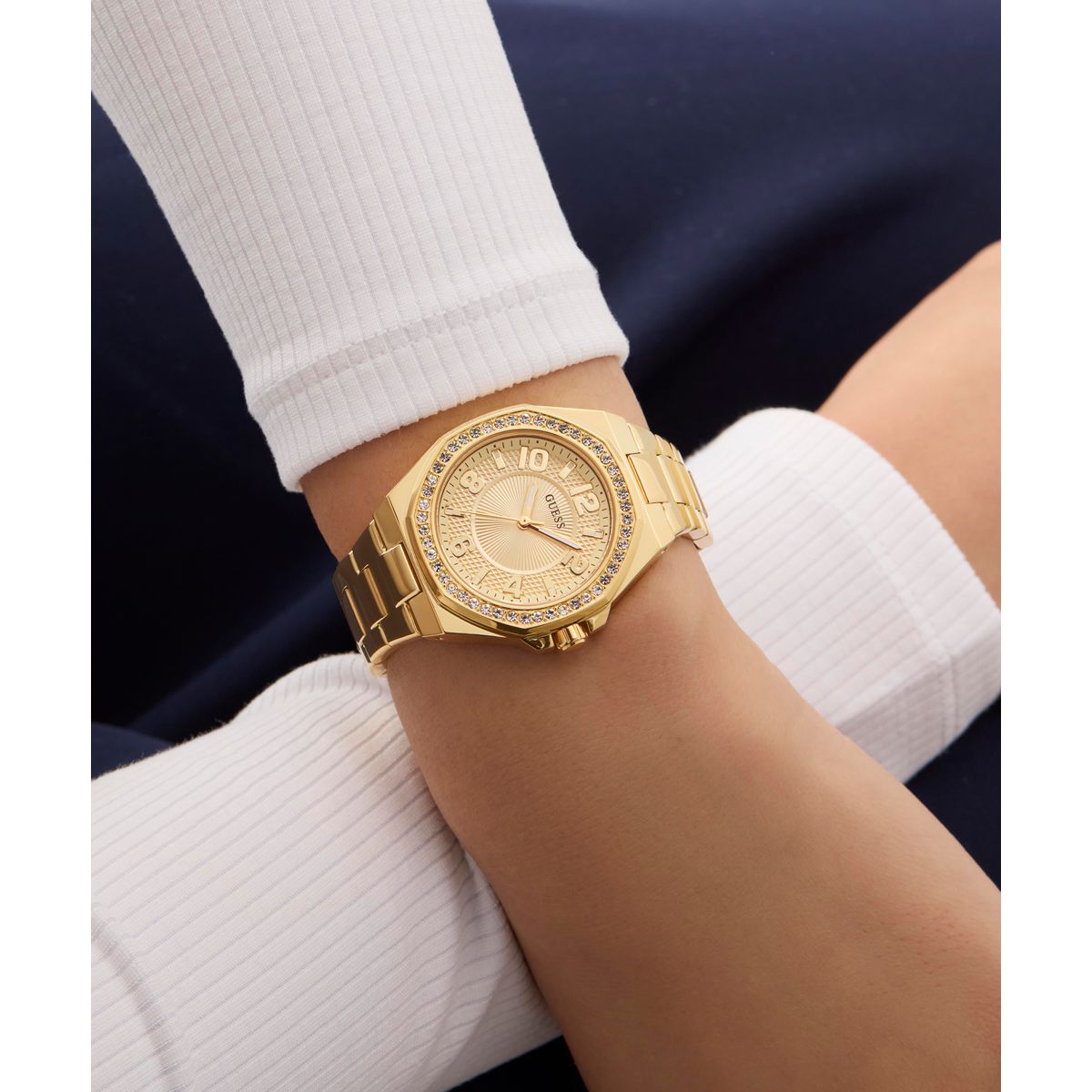 Reloj Guess Femenino GW0877L2