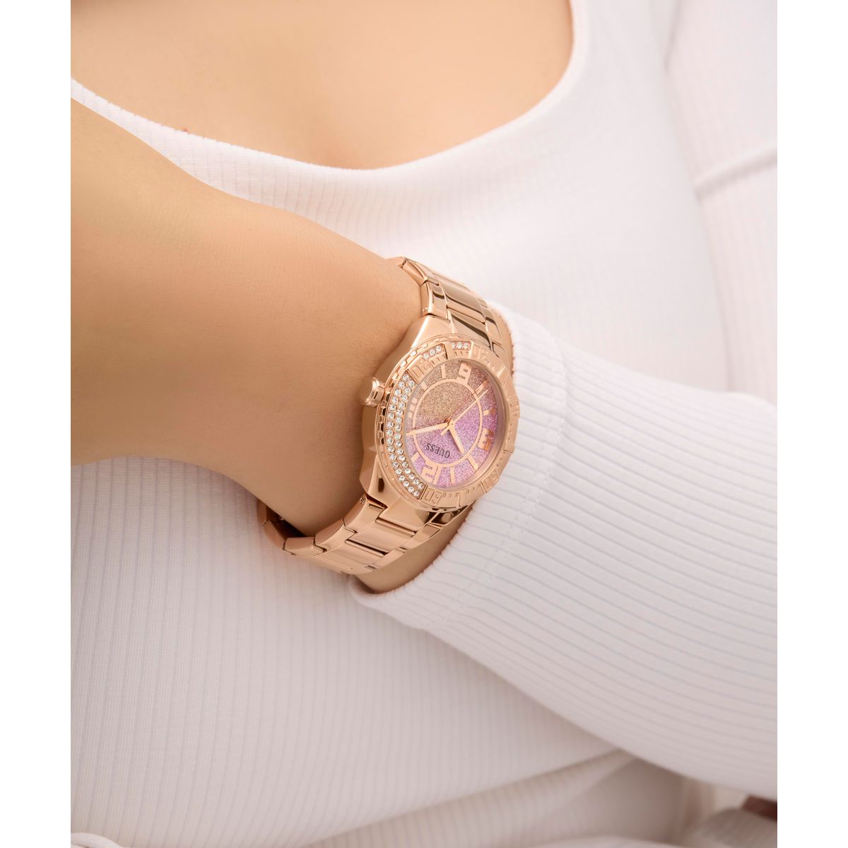 Reloj Guess Femenino GW0882L3