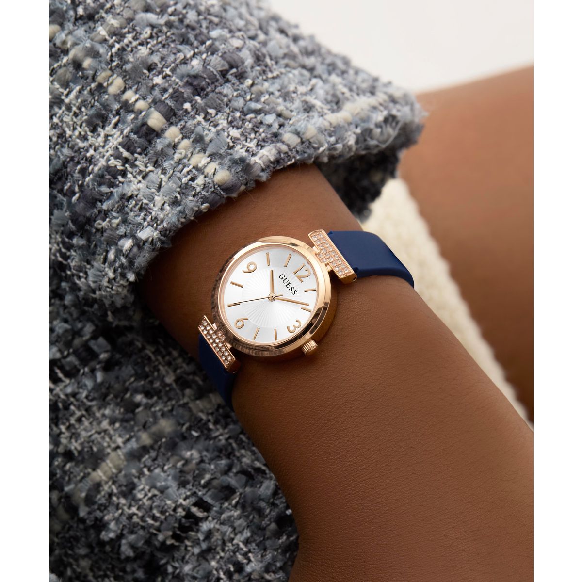 Reloj Guess Femenino GW0912L3