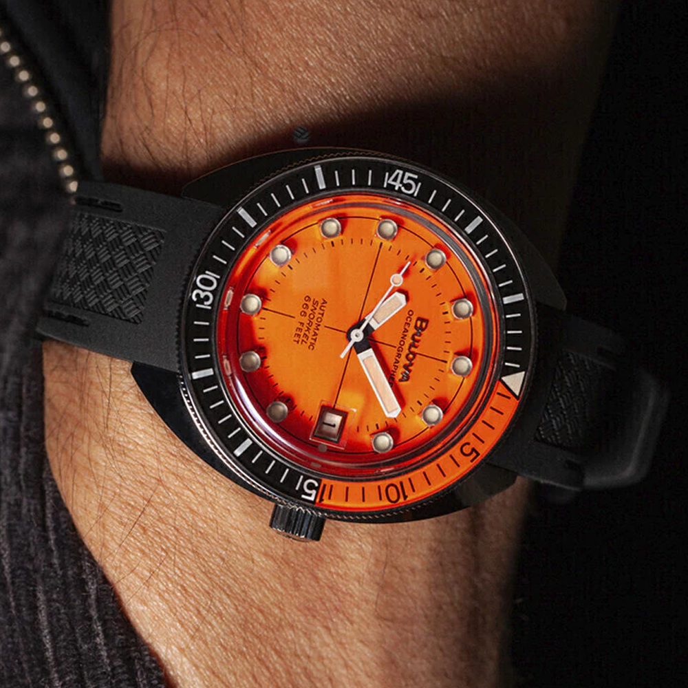 Reloj Bulova Devil Oceanographer Naranja