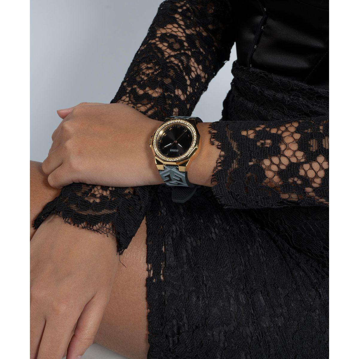 Relógio feminino Guess Avril GW0598L2