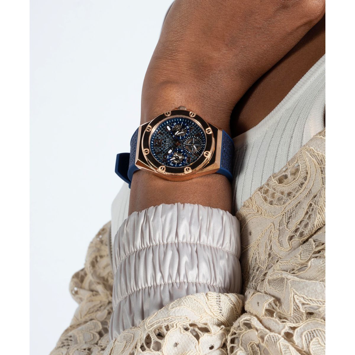Relógio feminino Guess Asteria GW0620L3