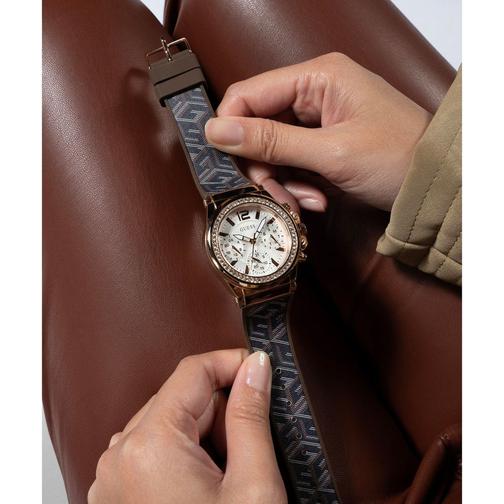 Relógio feminino Guess Charisma GW0621L5