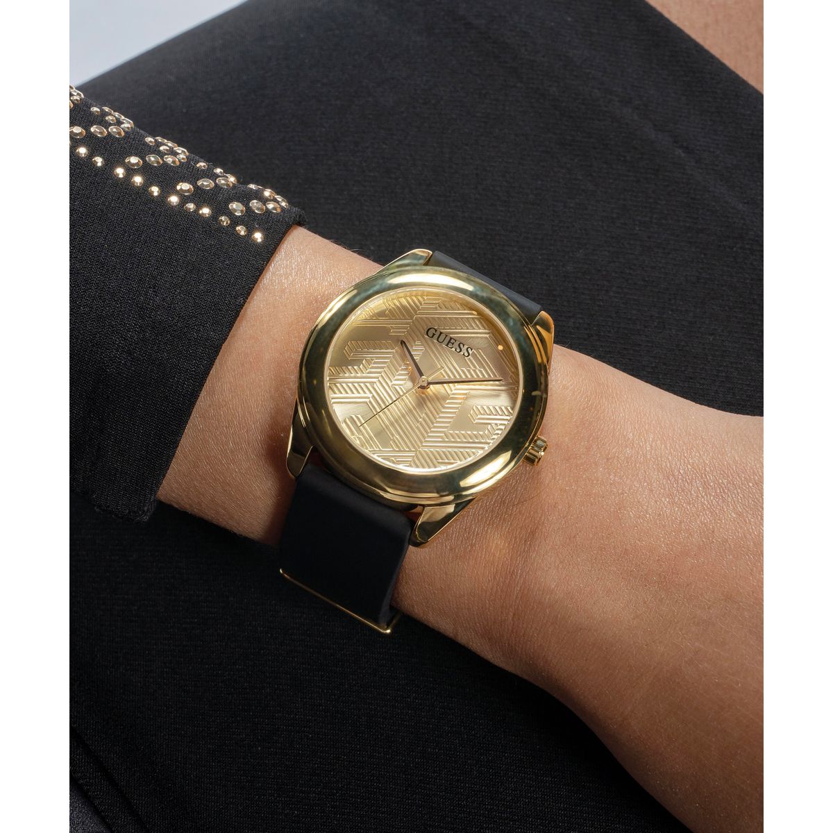Relógio feminino Guess Cubed GW0665L1