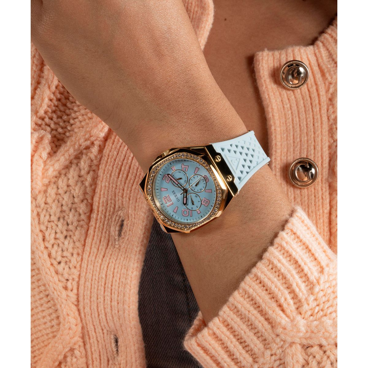 Reloj Guess Femenino Ligth GW0694L1
