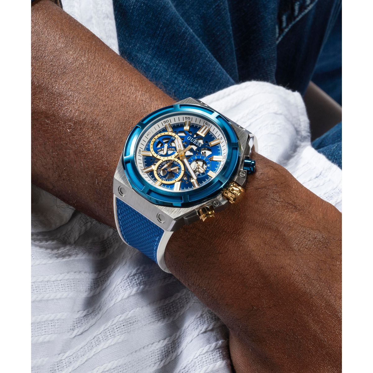 Relógio masculino Guess Masterpiece GW0713G1