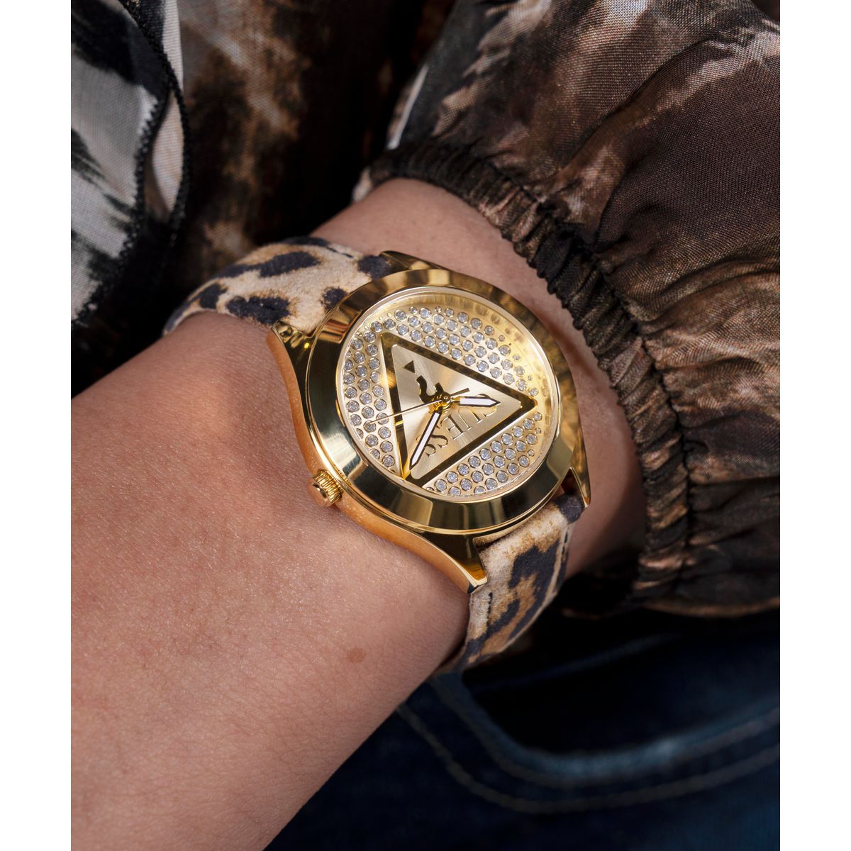 Reloj Guess Femenino GW0745L2