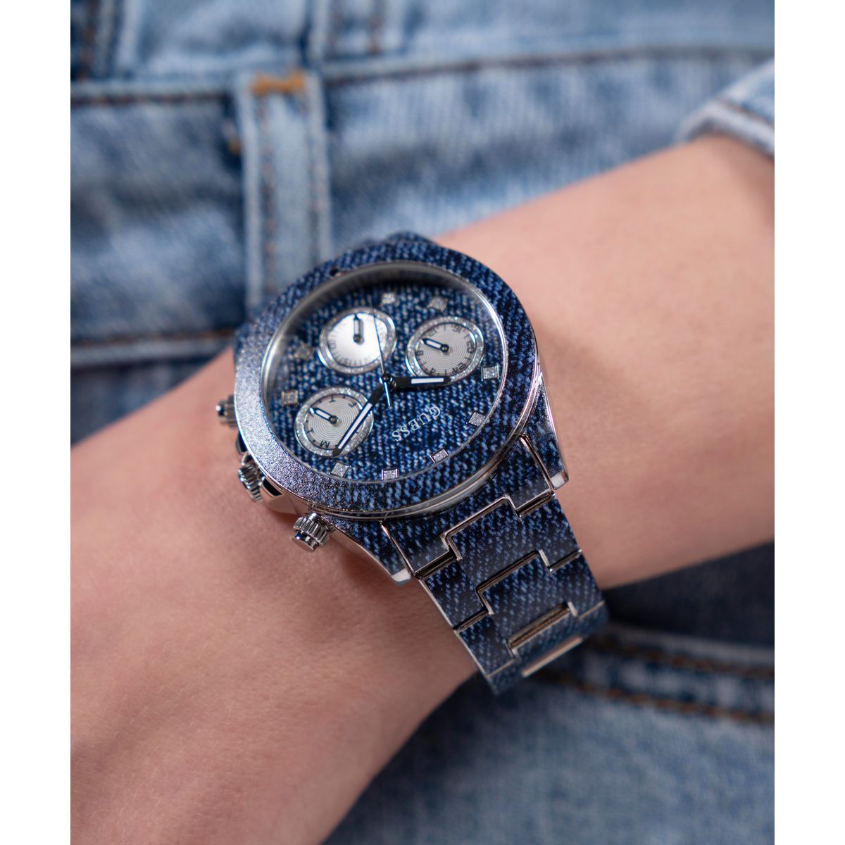 Reloj Guess Femenino GW0750L1