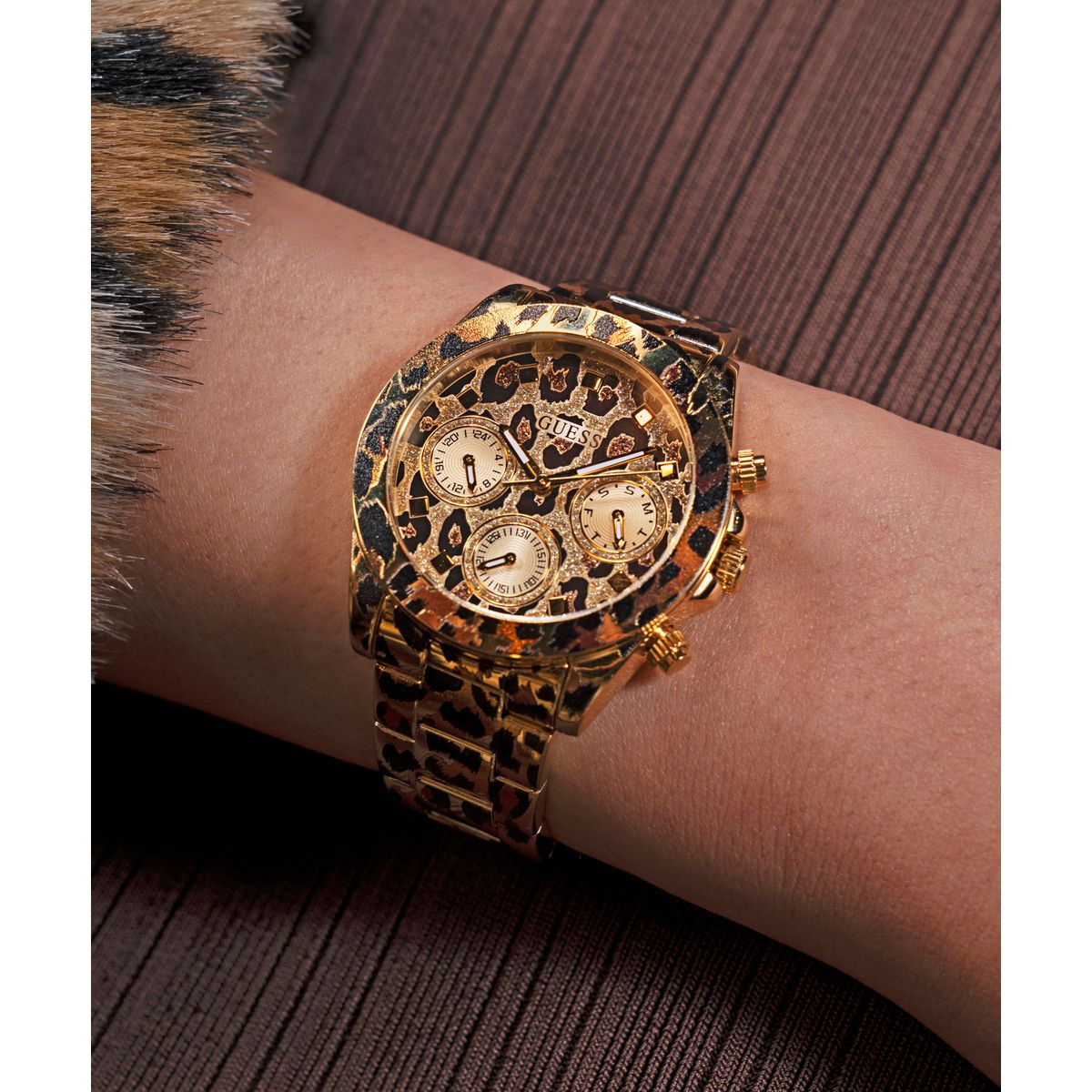 Reloj Guess Leopardo Femenino GW0751L1