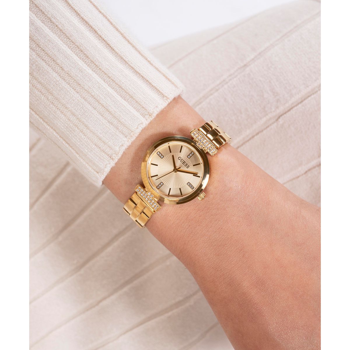 Reloj Guess Bejeweled Femenino GW0762L2