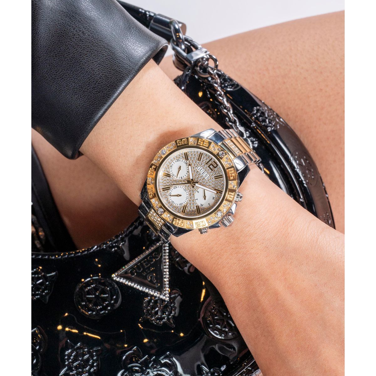 Reloj Guess Femenino GW0771L3