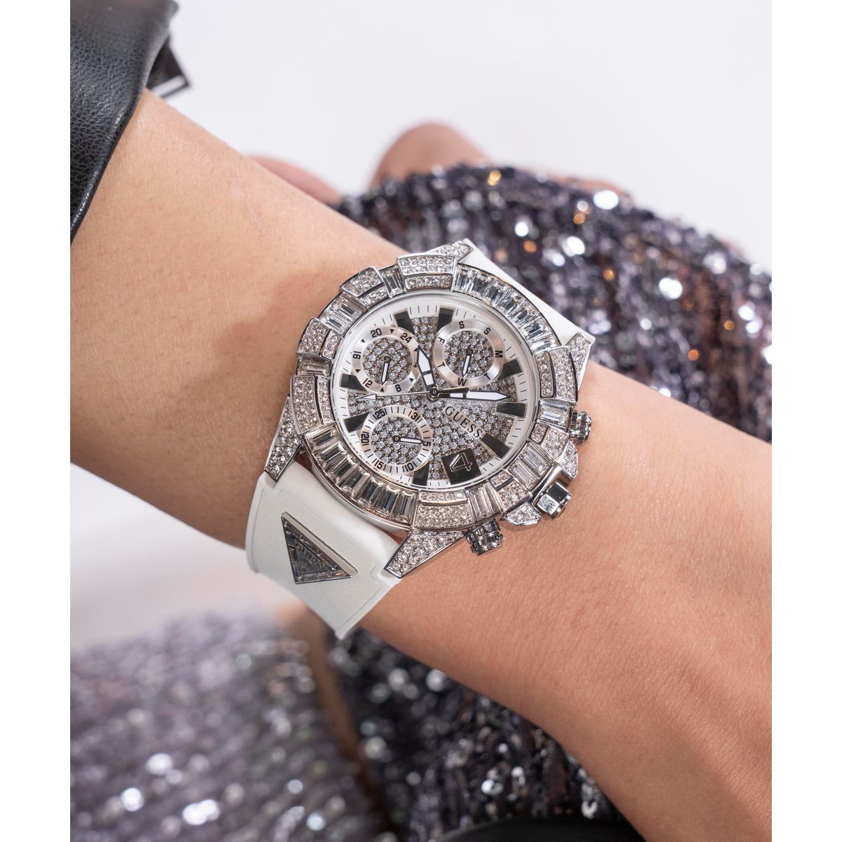 Relógio feminino Guess Iconic 40th GW0814L2