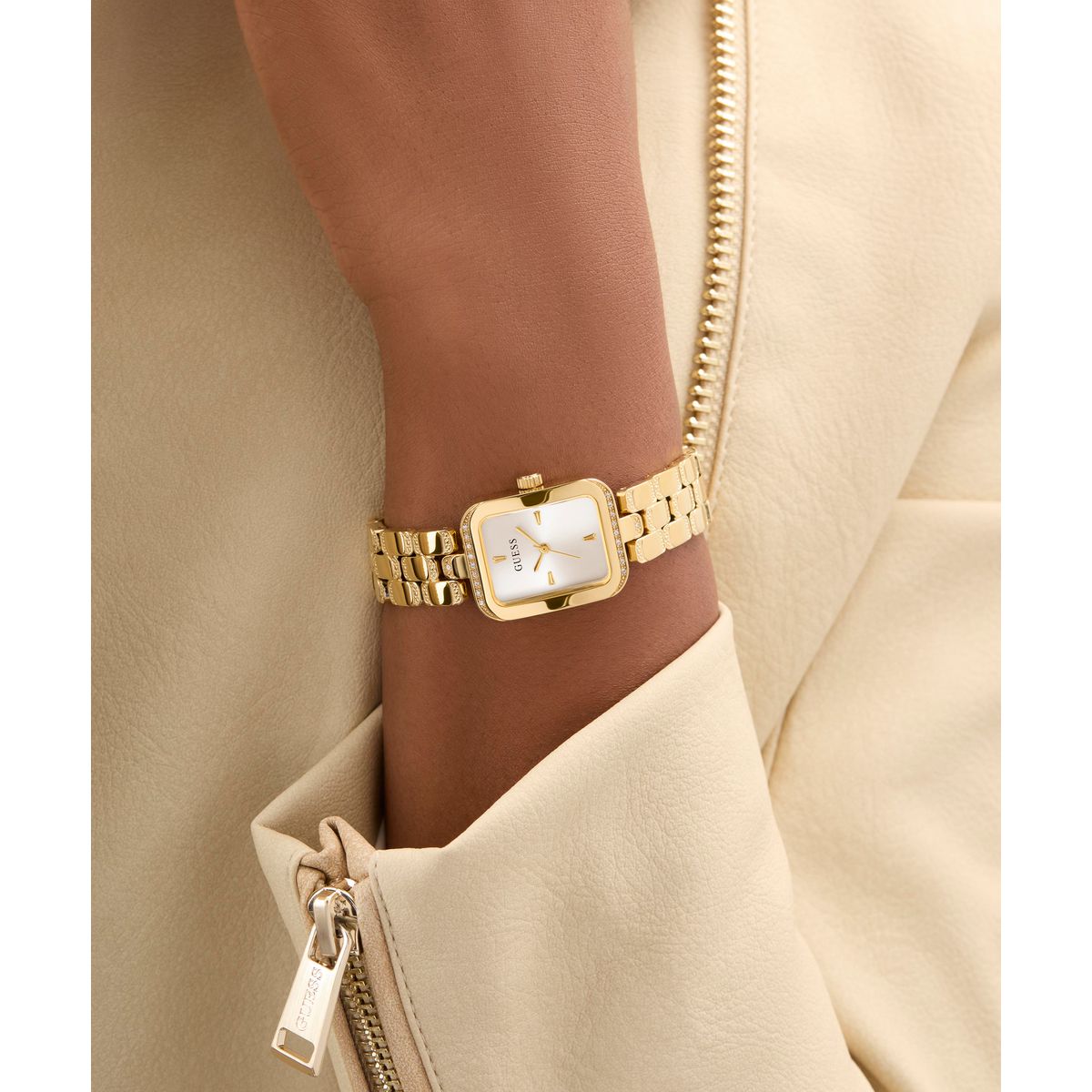 Reloj Guess Femenino GW0865L2