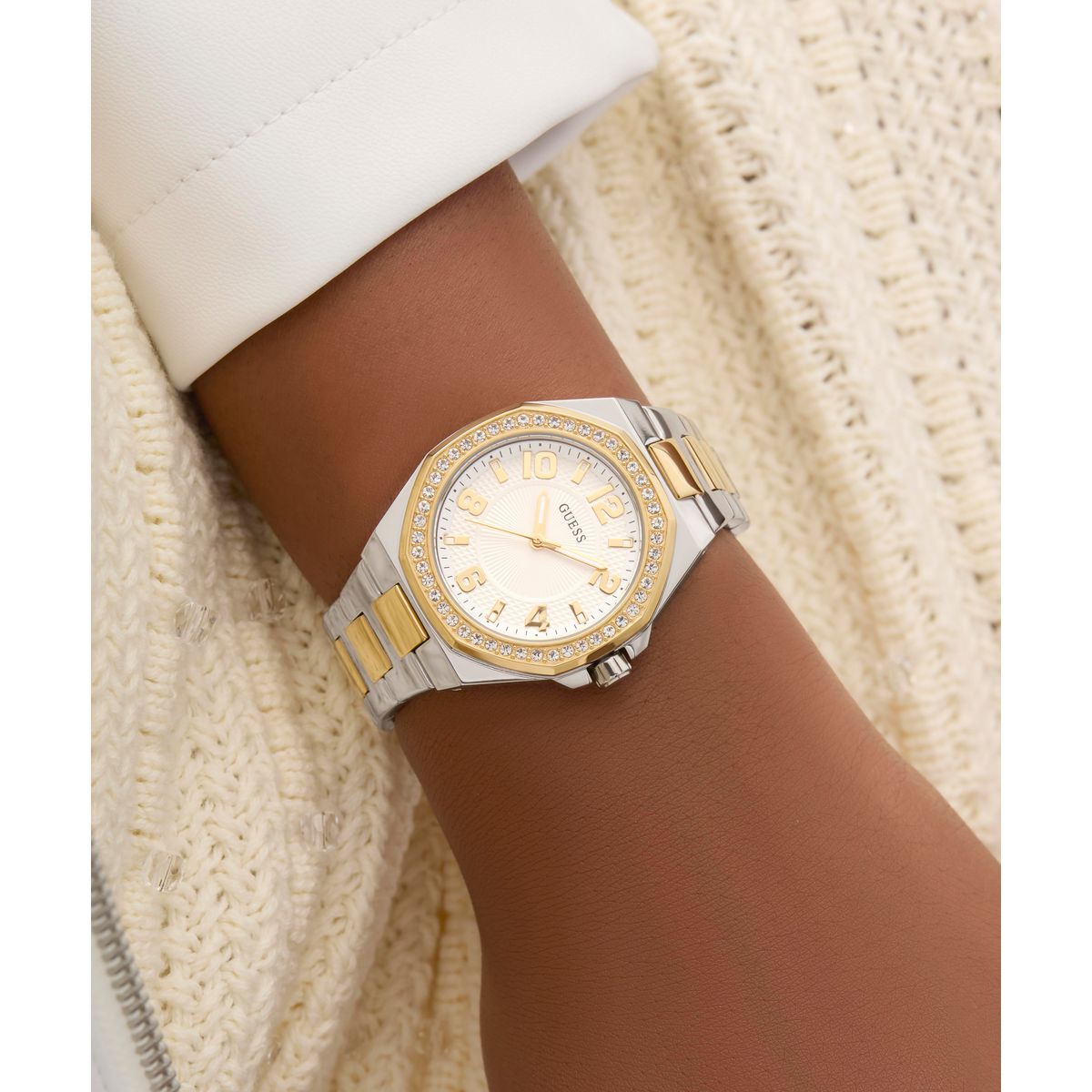 Reloj Guess Femenino GW0877L4