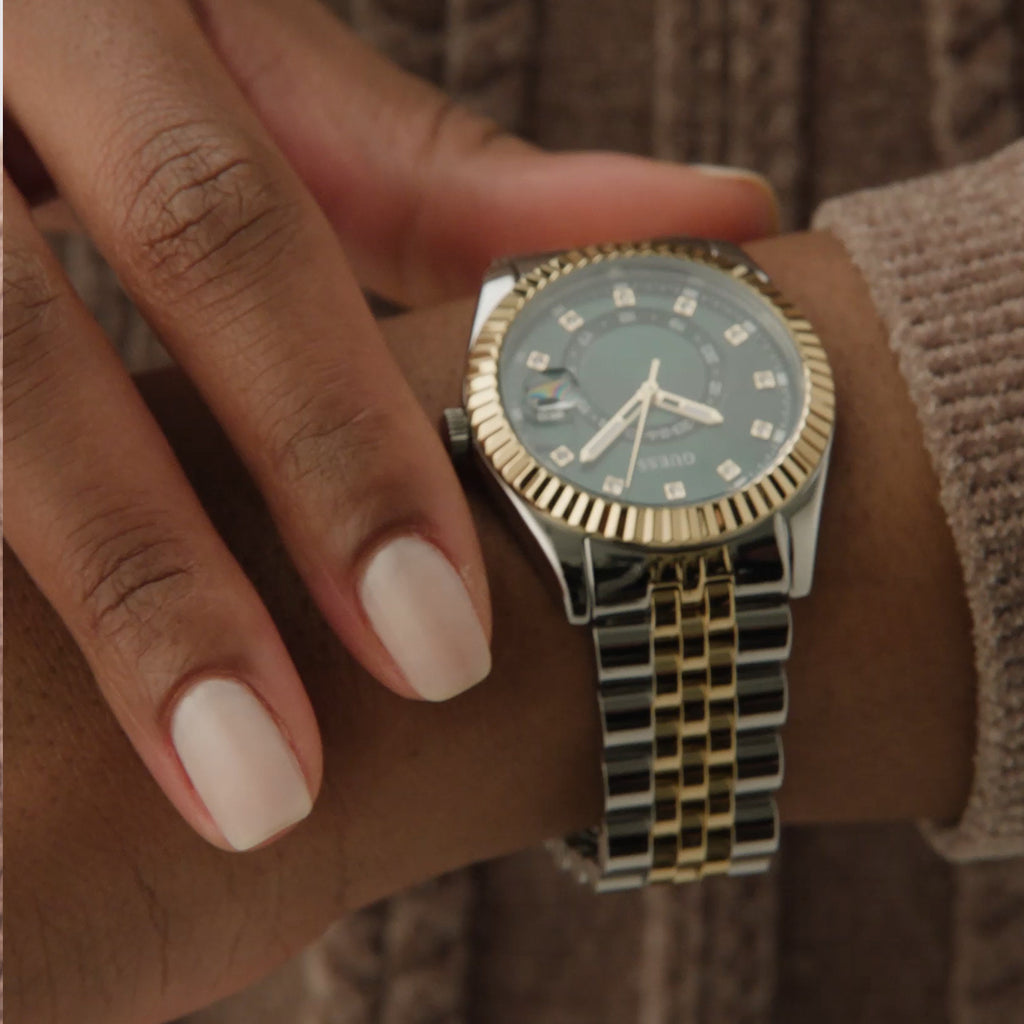 Reloj Guess Femenino GW0936L3